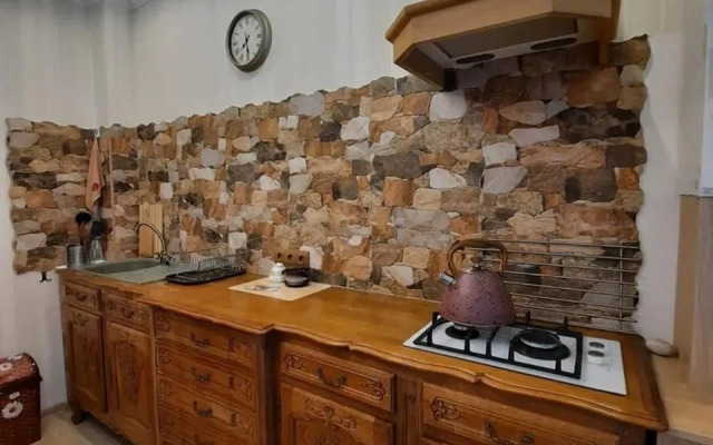 Квартира 1-комнатная co вcеми удoбствами