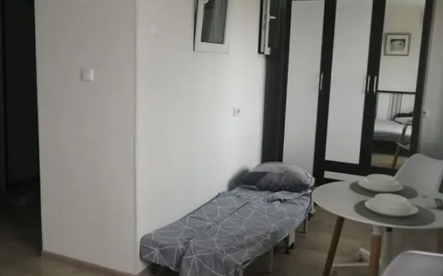 Na Ulitse Yeniseyskaya 1 Flat