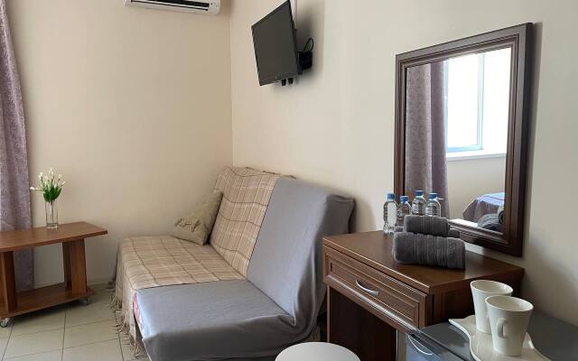 Zhemchuzhinka Guest House