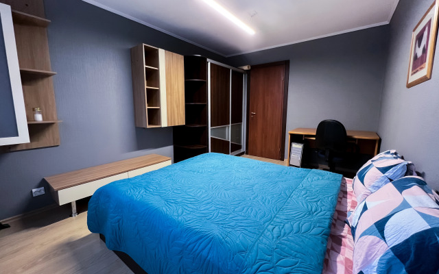 Квартира 3-комнатная на Беринга 10