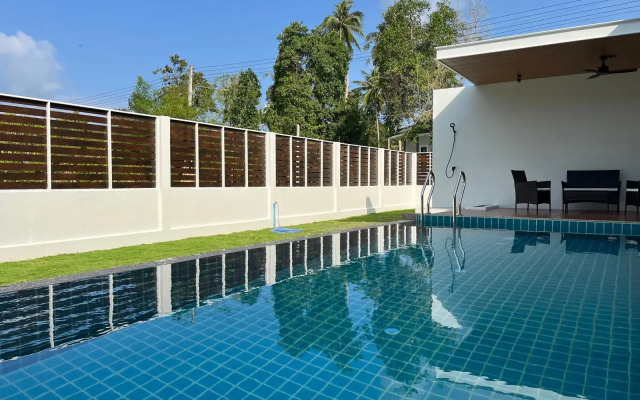 Level Villas, Villa