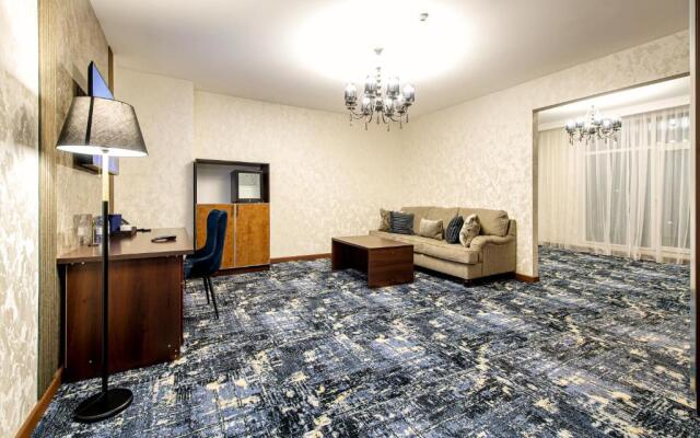Mirotel Hotel