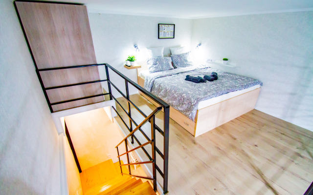 Apartment Second Tier