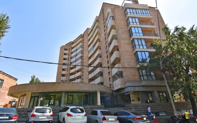 2 komnatnaya na ulitse Derenika Demirchyana DE144 Flat
