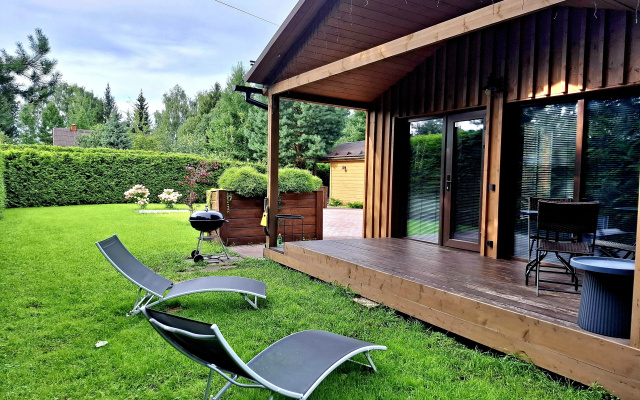Na Lugovom 40m u reki v centre Zvenigoroda Private House