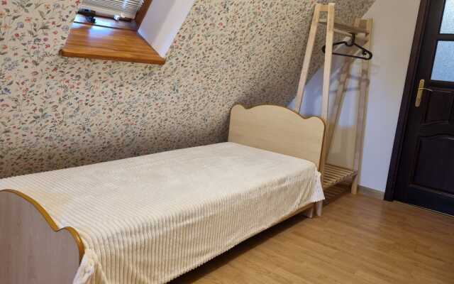 Частный дом  ГД на Лермонтова 1