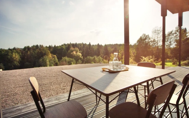 Частный Дом на Скале