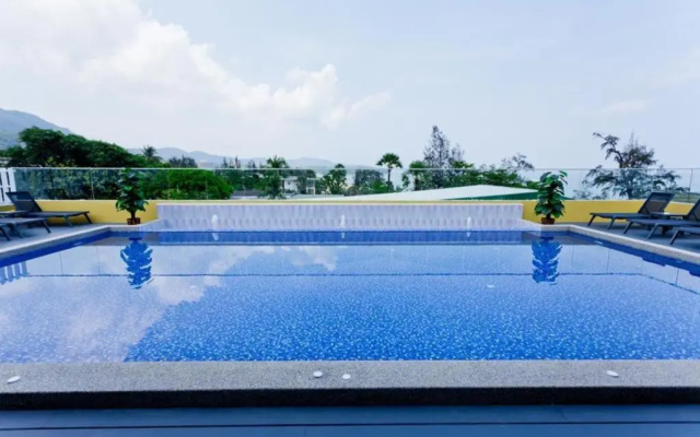 Anda Beachside Hotel – Pool – Karon