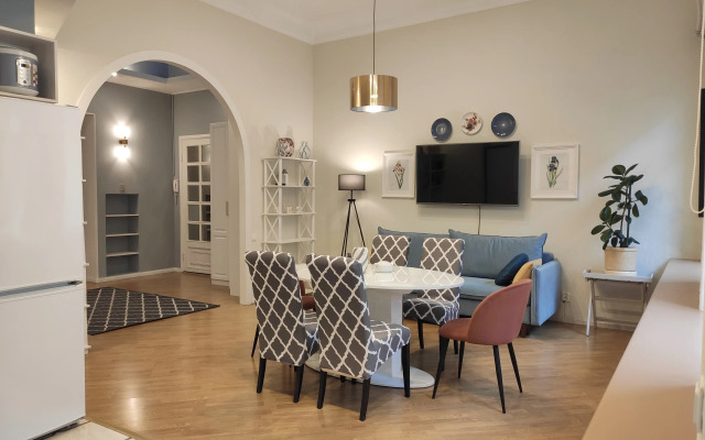 Uppapart Flat V Istoricheskom Tsentre SPb