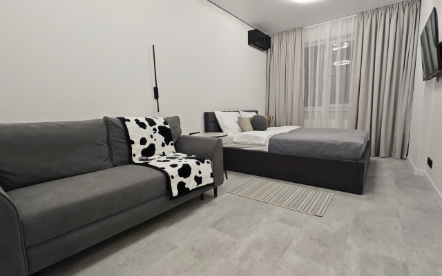 Warm White Flat