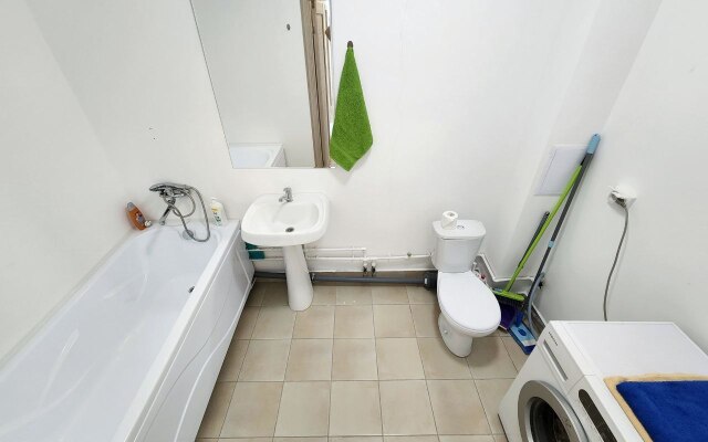 Квартира Комфорт на Хрустальногорской 93