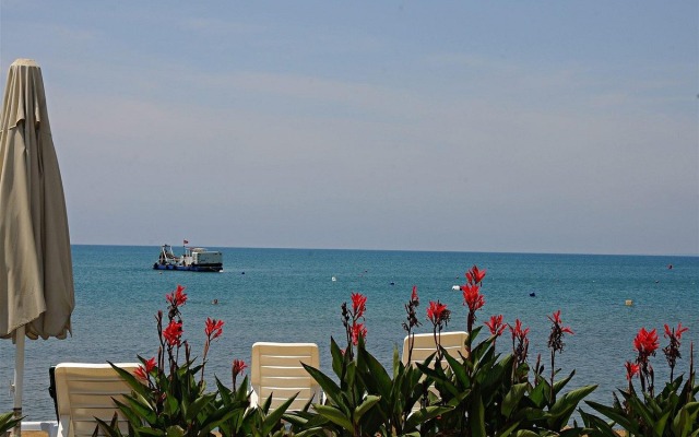 Side Cuba Beach Pansiyon Hotel