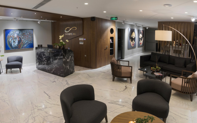 Endless Art Hotel