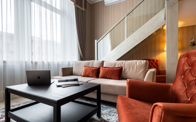 Апартаменты D на Чайковского с тремя спальнями №1