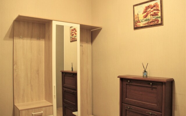 Dlya 6 Gostey Ryadom S Nevskim Prospektom Apartaments