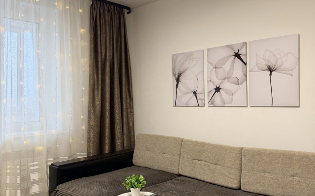 Квартира на Сиреневом бульваре 14