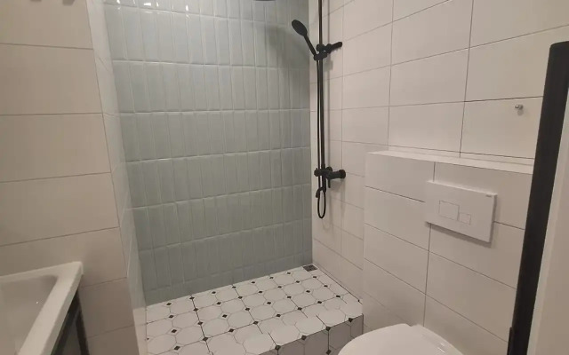 Royal Flat
