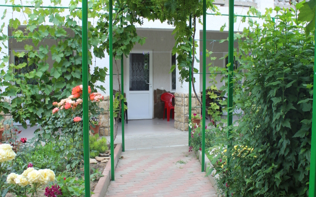 Solnechnaya Orkhideya Guest house