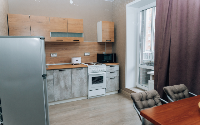 2komn Kvartira Ryadom S Zhd Vokzalom Apartments