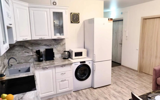 Studiya + Spalnya v Parkovom na 4 gostey Flat