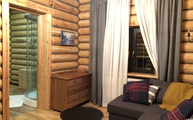 Гостевой Дом с Клёвой Рыбалкой в Своём Пруду, Около Реки