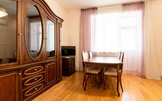 Квартира Двухкомнатная Садовая