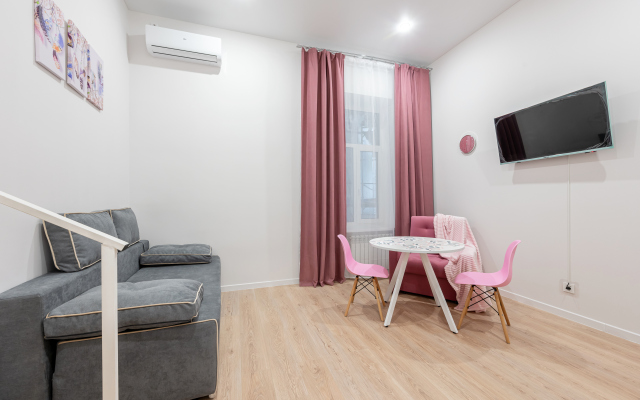 Апартаменты двухуровневые на Коломенской