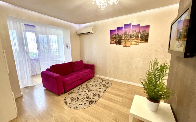 Studiya na 13-m Etazhe v ZHK Sovremennik Apartments