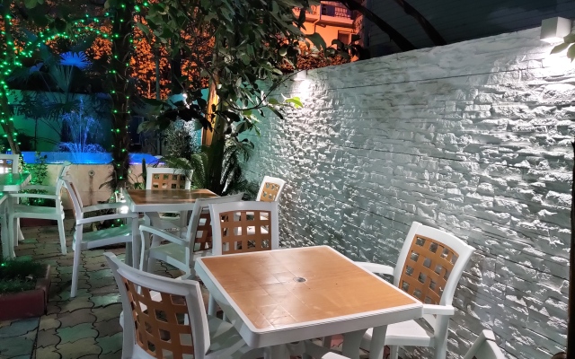 Lazurnyij Briz Guest house