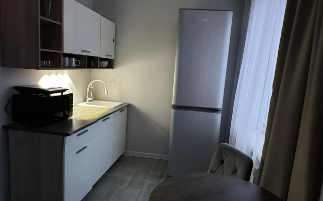 Tryokhkomnatnaya Flat