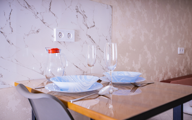 Studiya LoveHotelSirius V Zhk Biznes Klassa Frukty, Nizhneimeretinskaya bukhta Apartament