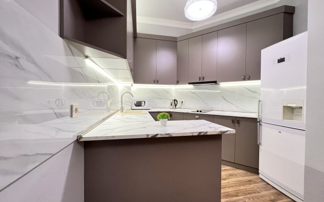 New Bld-Malibu Park-Byuzand- 15th Floor Apartments