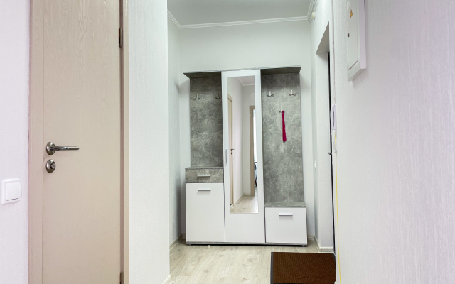 Апартаменты 1-комнатная Квартира на 18/27 этаже