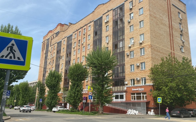 Zinina Vozle Uram I Naberezhnoy Apartments