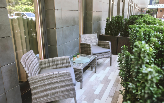 V Tsentre Sochi 10 Minut Do Morya AK Arkhitektor S Terrasoy Patio Apartaments