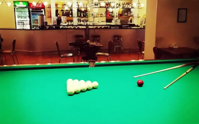 Amaks Azov Hotel