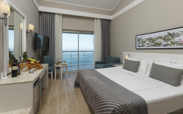 Corendon Playa Kemer