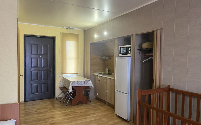 Na Tamanskoy 10 Guest House