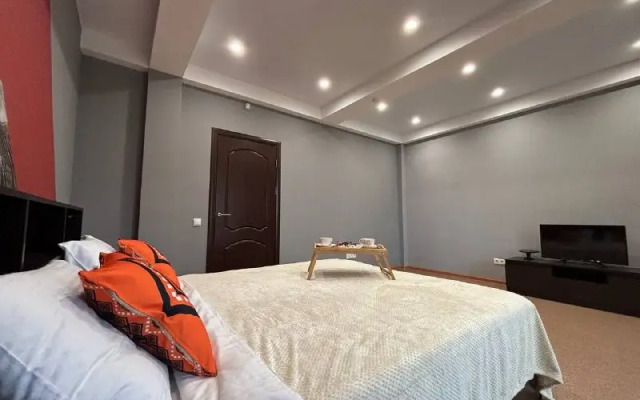 Ryadom S Bolnitsey Im Filonenko Flat
