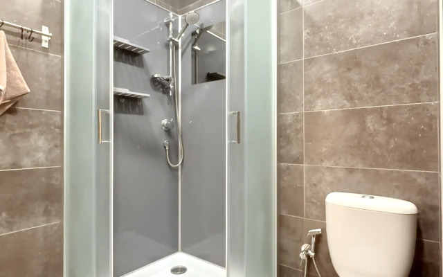 V St Vinogradny, 34 Flat