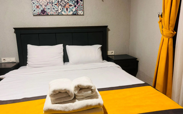 Lebon Hotel Old City