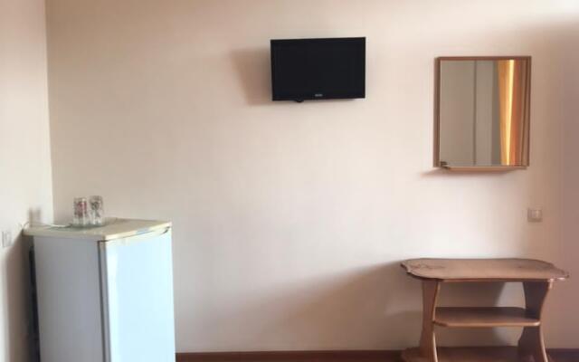 Otdyih V Loo Guest House