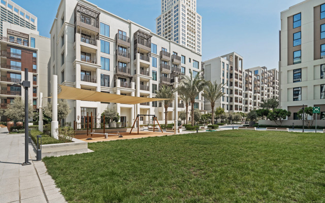 Skyline Retreat Community Views Apartments