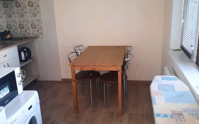 Частный дом с видом на парк санатория