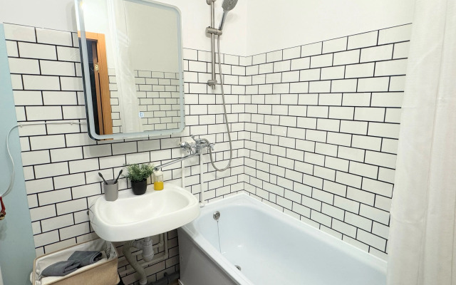 Montazhnikov 1 Flat