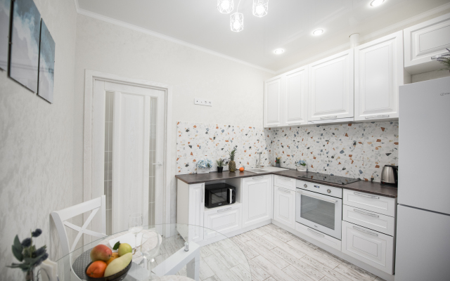 Апартаменты Smile Apartments с Балконом в Новом Доме