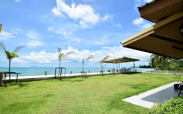 Lipa Bay Residence Resort Hotel