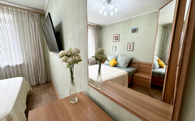2-Komn Apartland  Lenina Metallurgov Mira Tsentr Flat