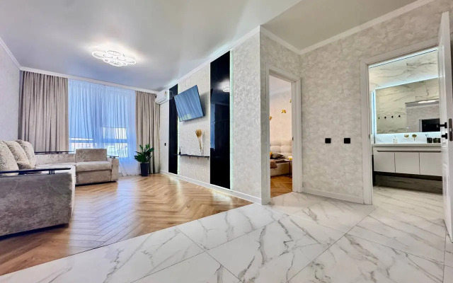 V Shikarnom Rayone Goroda Flat