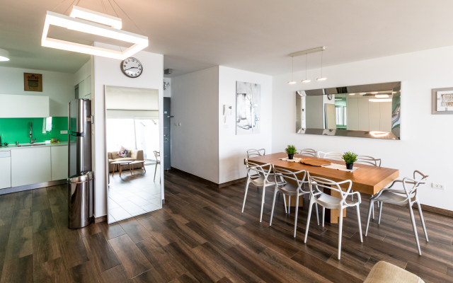 Nitza Very High Standing Sea View Apartments